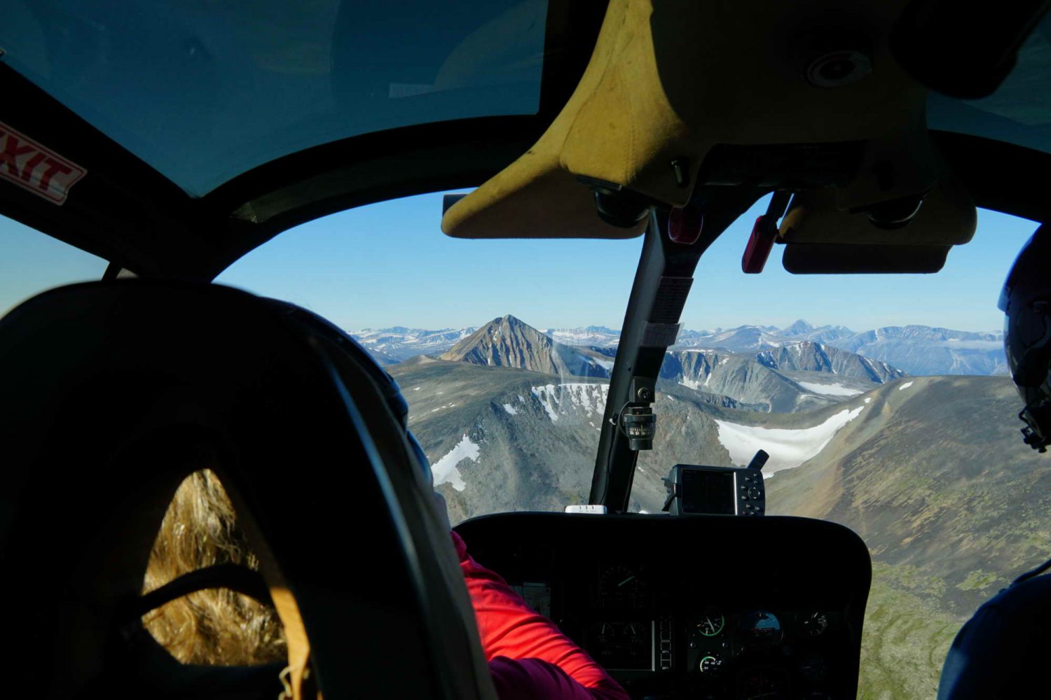 Coast-Mountains-yukon-helicopter-flight